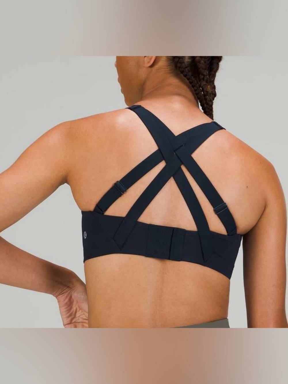 Lululemon Energy Sz 34DD Sports  High Support Padded Black Bra